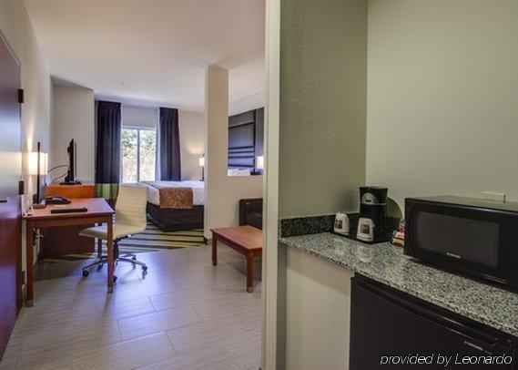 Comfort Suites Denham Springs Dış mekan fotoğraf